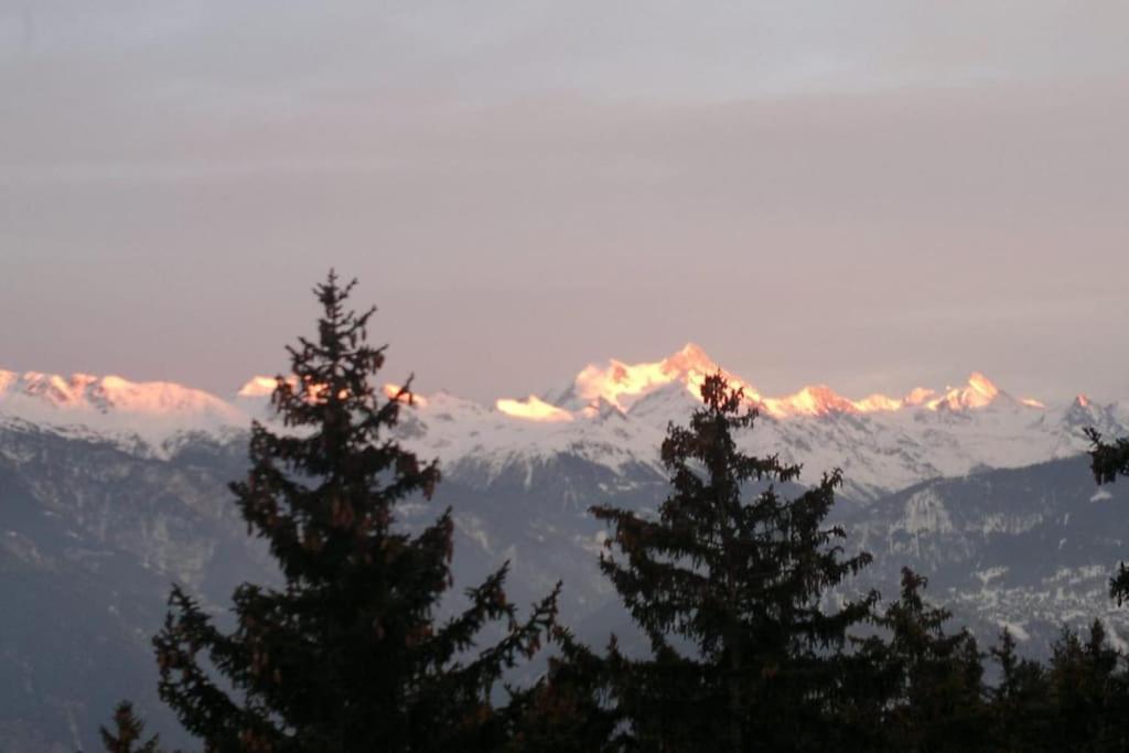 La Casetta Di Crans Exterior photo